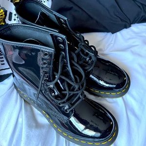 { Dr Martens } 1460 Patent Lamper Black Boots
